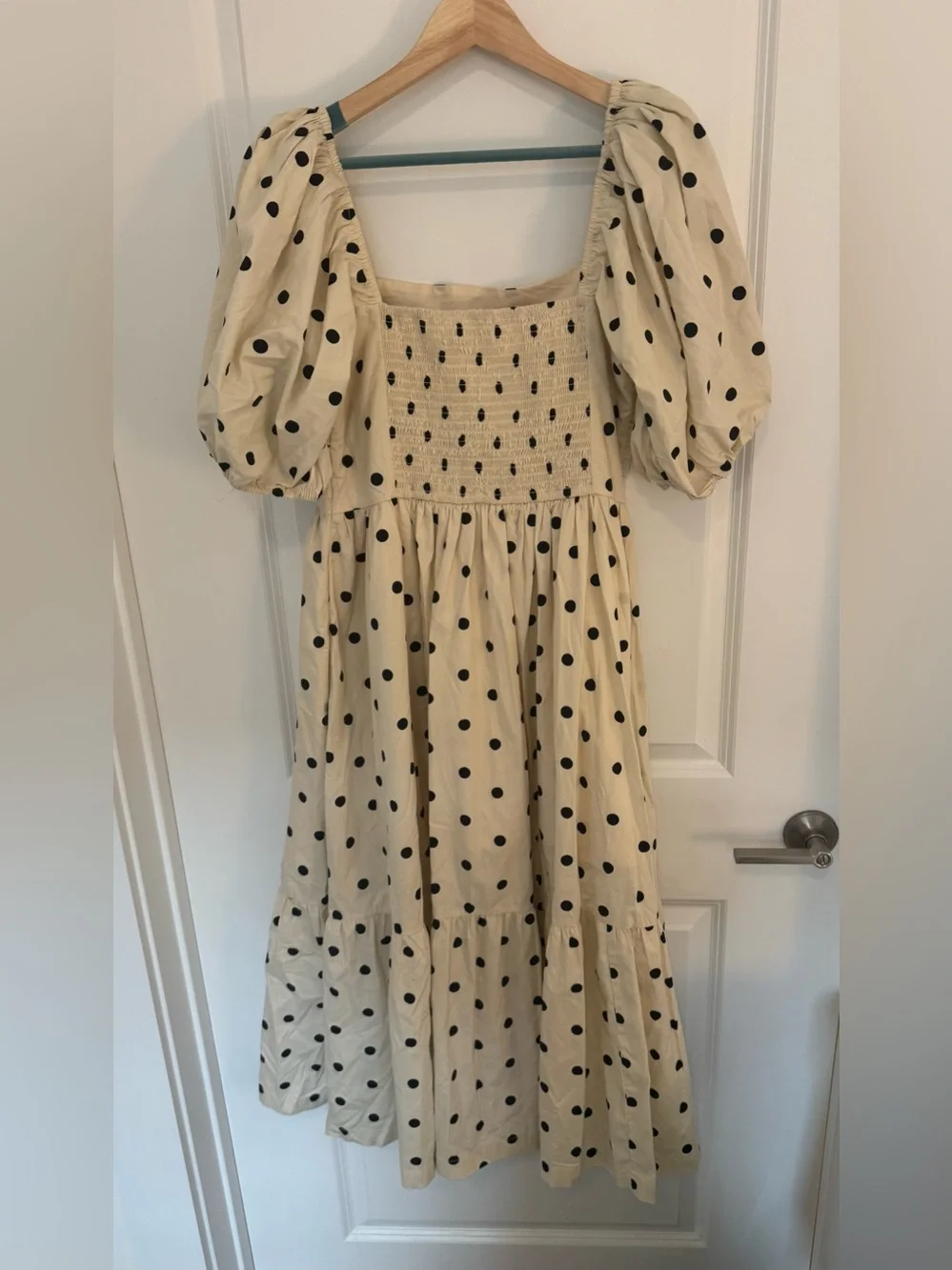 Abercrombie & Fitch Cream Polka Dot Puff Sleeve Midi Dress - Picture 7 of 7
